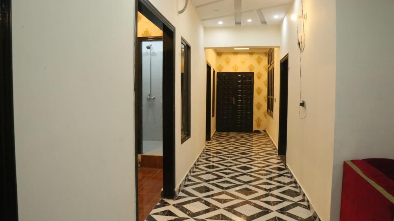 Hotel De Smart מולטאן מראה חיצוני תמונה