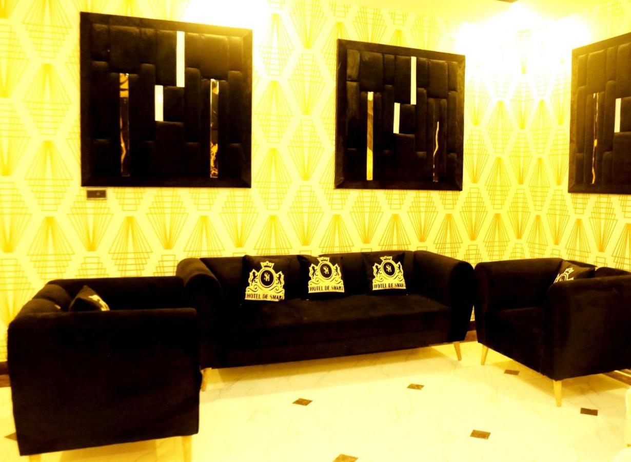 Hotel De Smart מולטאן מראה חיצוני תמונה