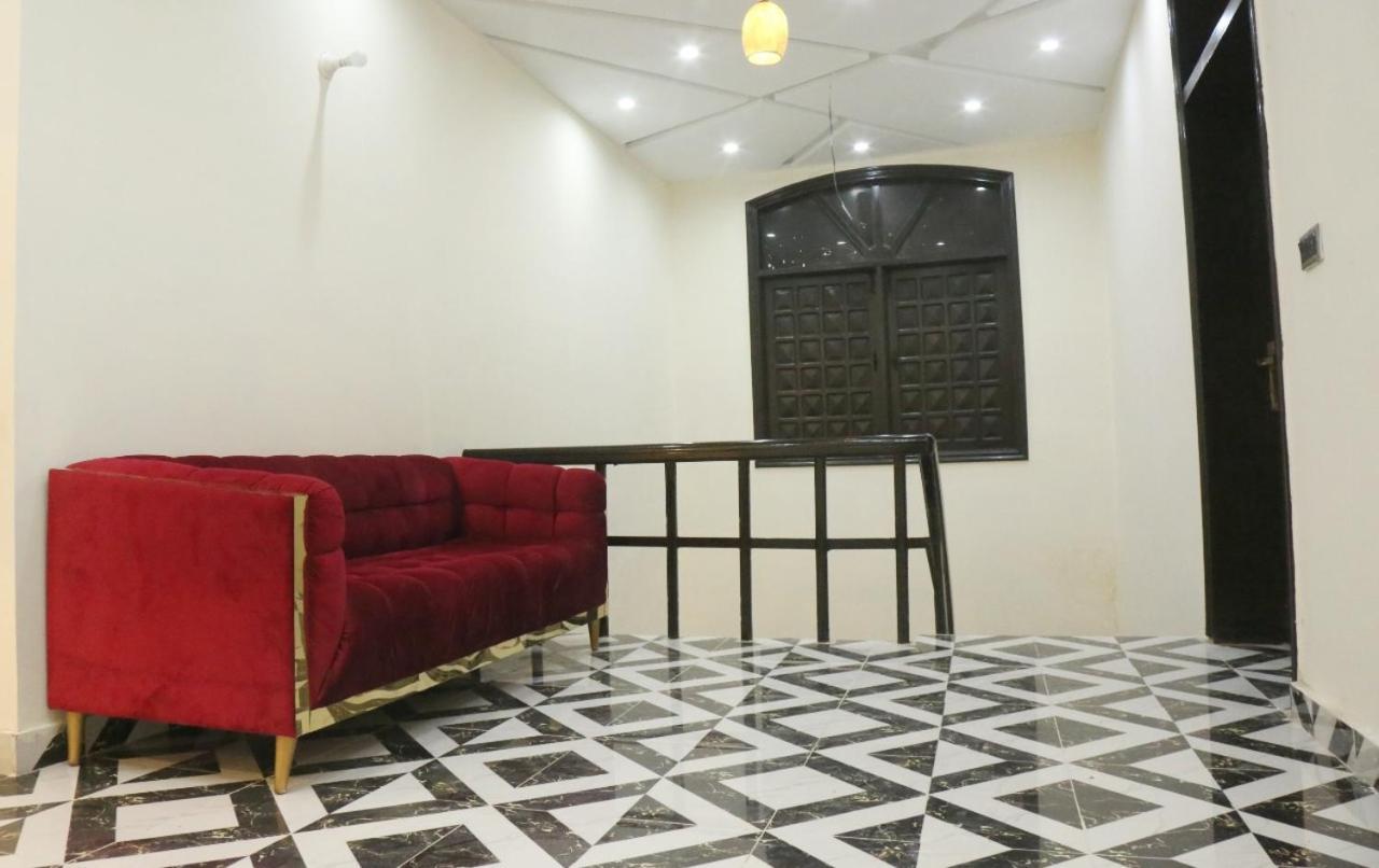 Hotel De Smart מולטאן מראה חיצוני תמונה