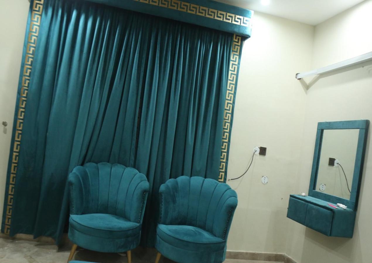 Hotel De Smart מולטאן מראה חיצוני תמונה