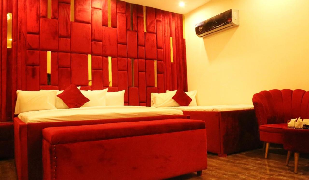 Hotel De Smart מולטאן מראה חיצוני תמונה