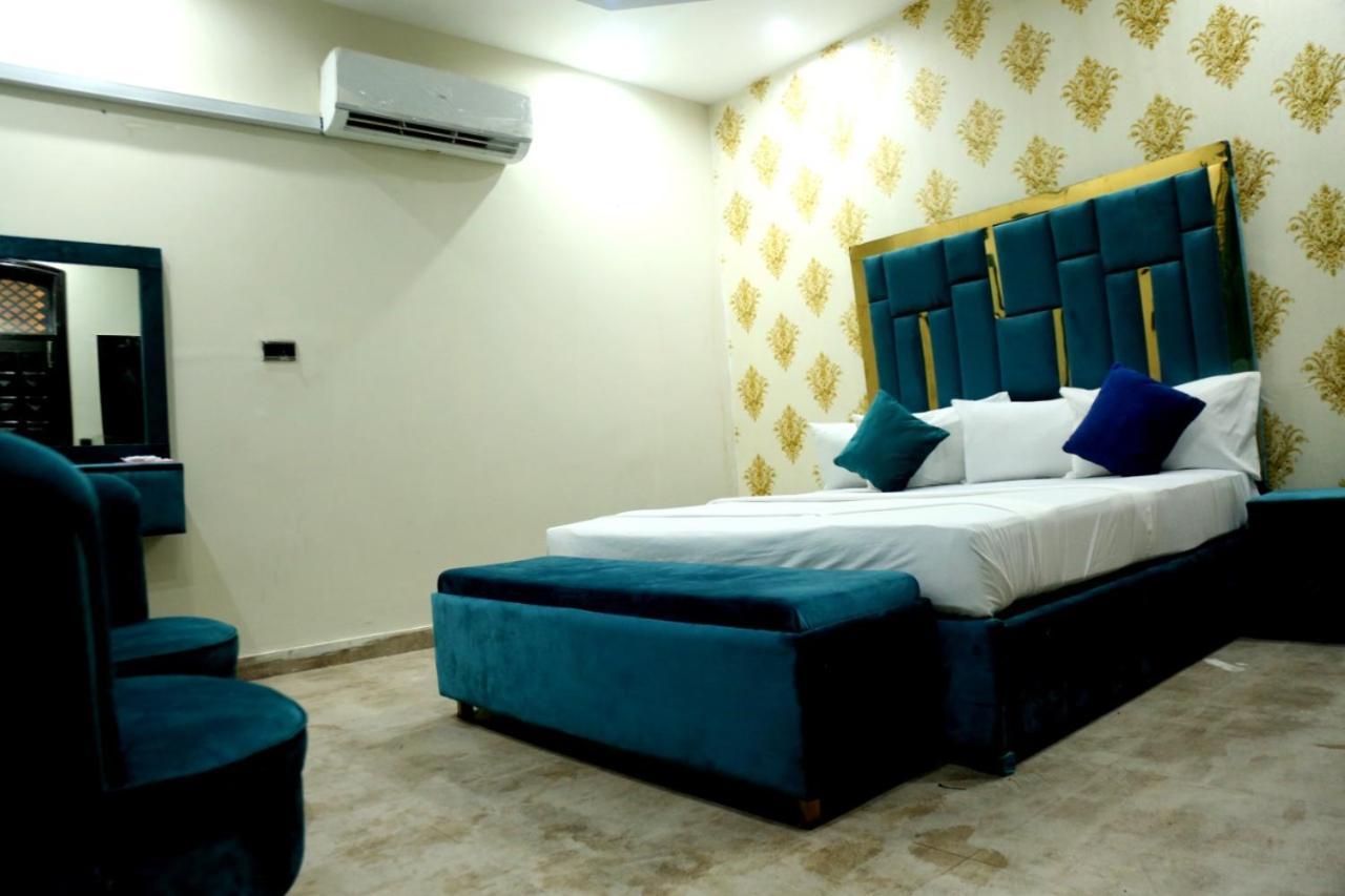 Hotel De Smart מולטאן מראה חיצוני תמונה
