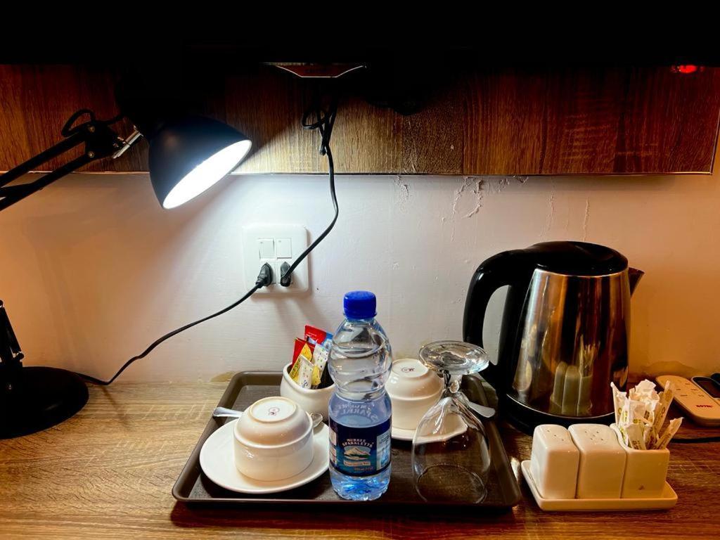 Hotel De Smart מולטאן מראה חיצוני תמונה